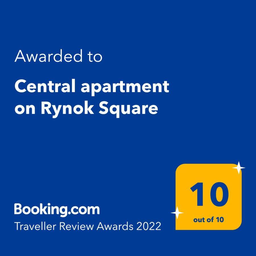 Central Apartment On Rynok Square Lviv Extérieur photo